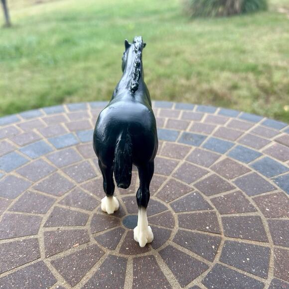 Preowned Breyer Clydesdale Black 6” X 5” Ready For Playtime! - Picture 3 of 4